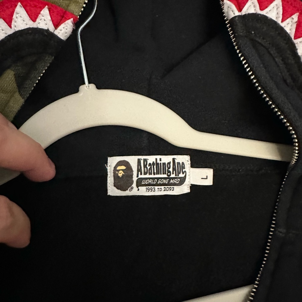 a bathing ape zip hoodie - Picture 4 of 6